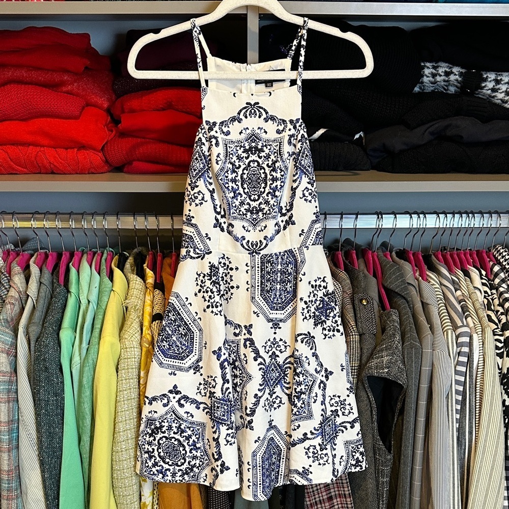 Lulus blue/white print back zipper closure sleeveless dress size XS